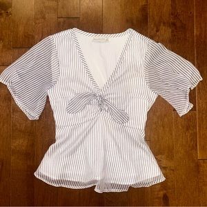Only worn once Abercrombie & Fitch striped black and white top